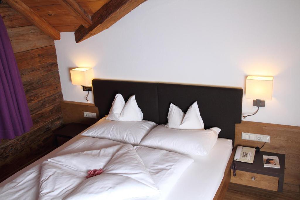 Hotel Kirchenwirt Kirchberg in Tirol Esterno foto